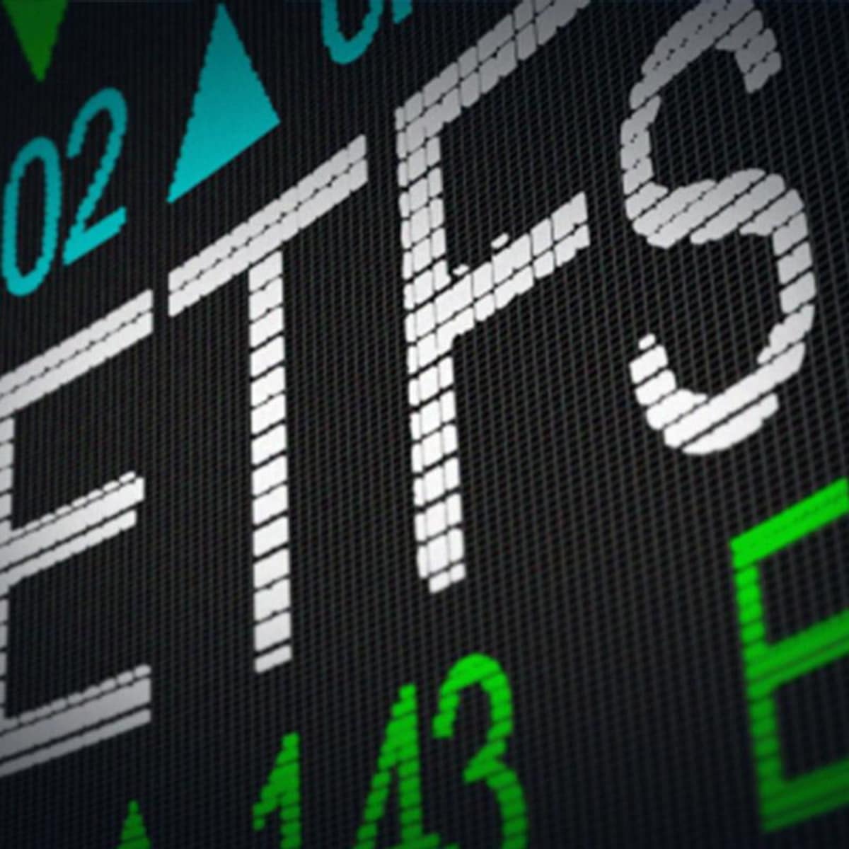 Chart of the Day: The HYG ETF Is a Good Roadmap for the Equity Markets -  TheStreet Pro