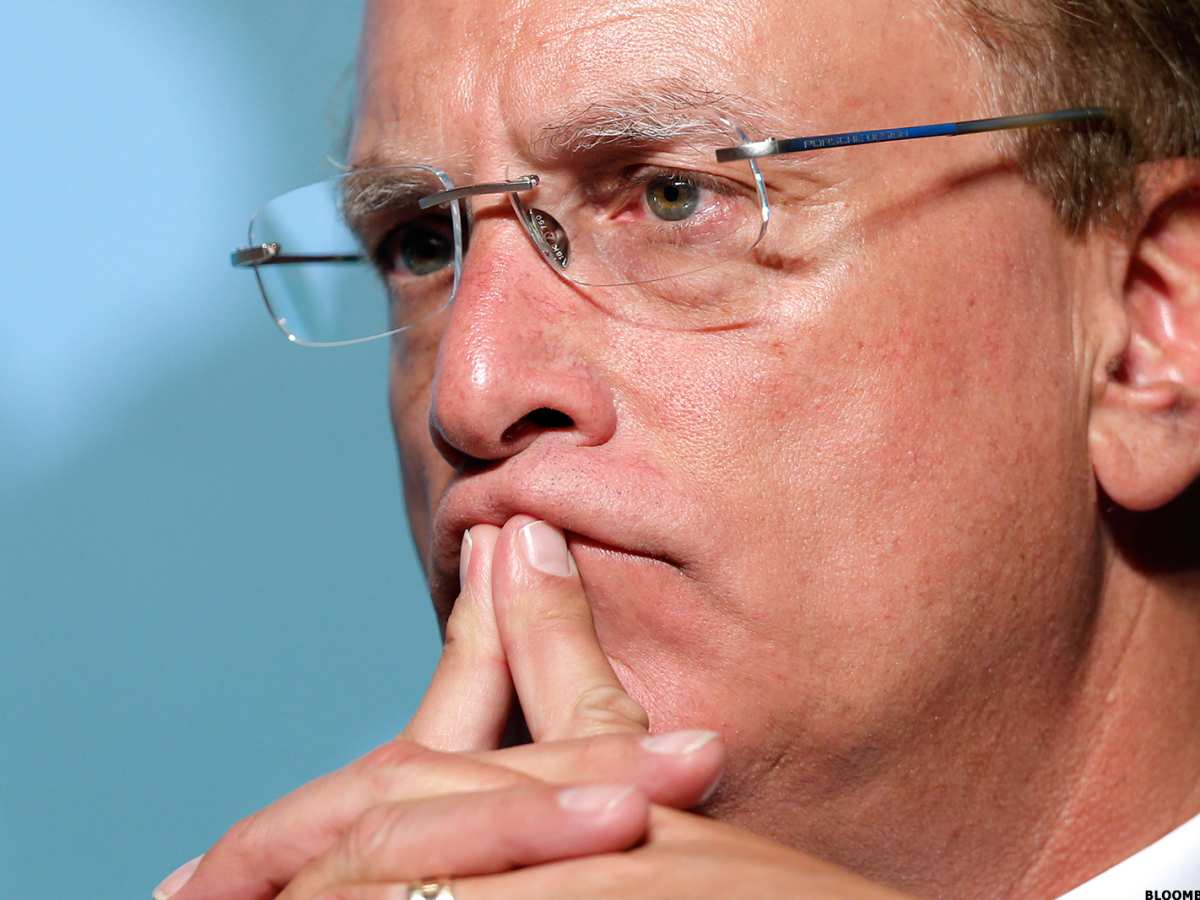 New Price Target for BlackRock Bitcoin ETF as Crypto Loses Momentum -  TheStreet Pro