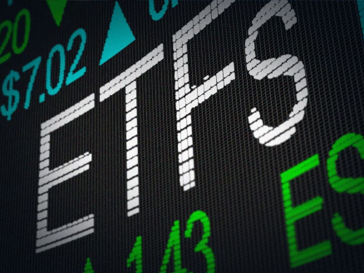 Chart of the Day: The HYG ETF Is a Good Roadmap for the Equity Markets -  TheStreet Pro