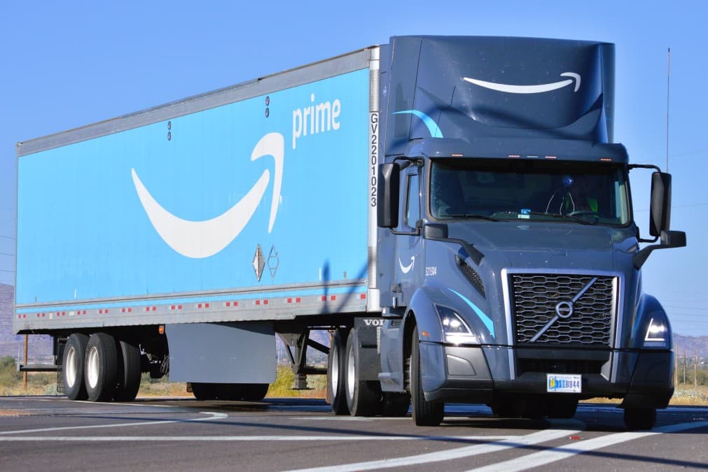 Amazon’s Move Into Supply Chain Services Hits UPS and Others