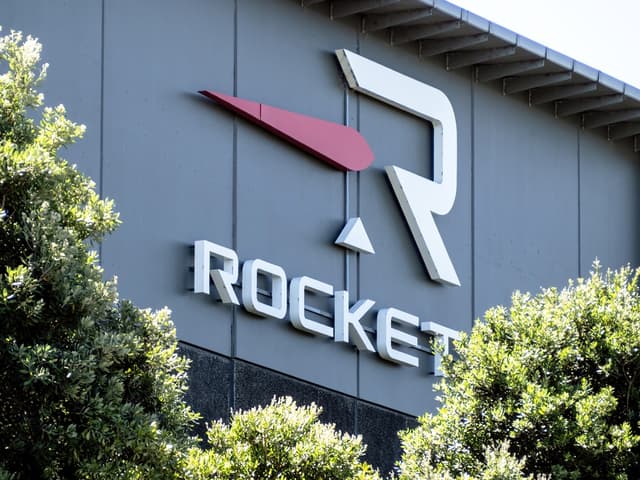 Ready to Launch on Rocket Lab, Planet Labs Shares
