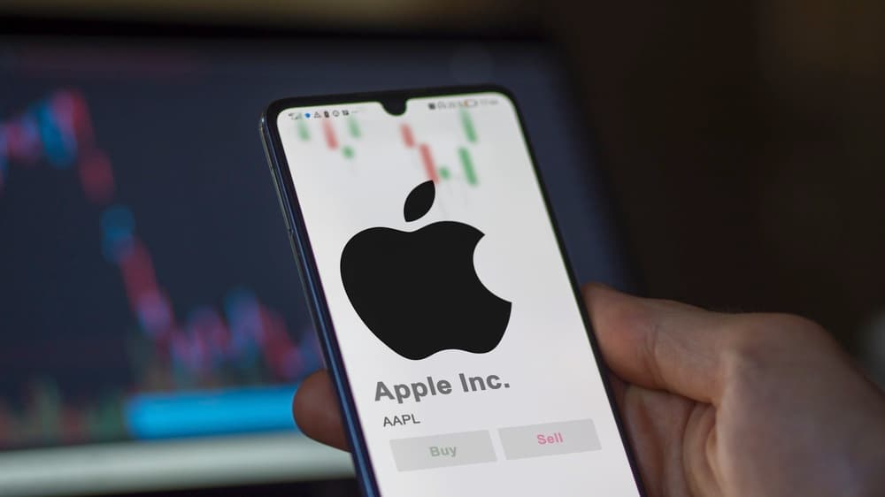 We’re Raising Our Apple Price Target After iPhone Share Gains
