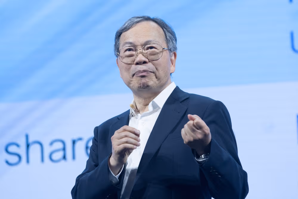 Super Micro Sends Positive Signal as Investors Await Google, Tesla and IBM