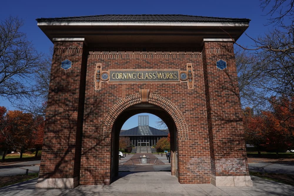 Old-Timers Called It Glass Works. What Call Should Today’s Traders Make?