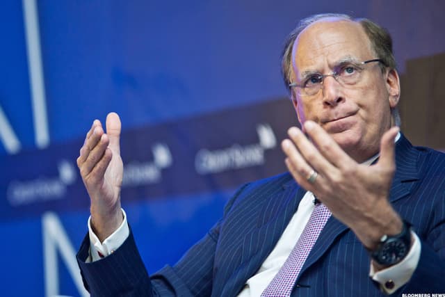 How to Optimize Your Retirement Portfolio After BlackRock Income Warning