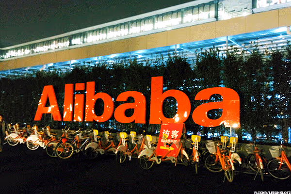 Alibaba Pushes Back on U.S. Punishment as Stock Dips