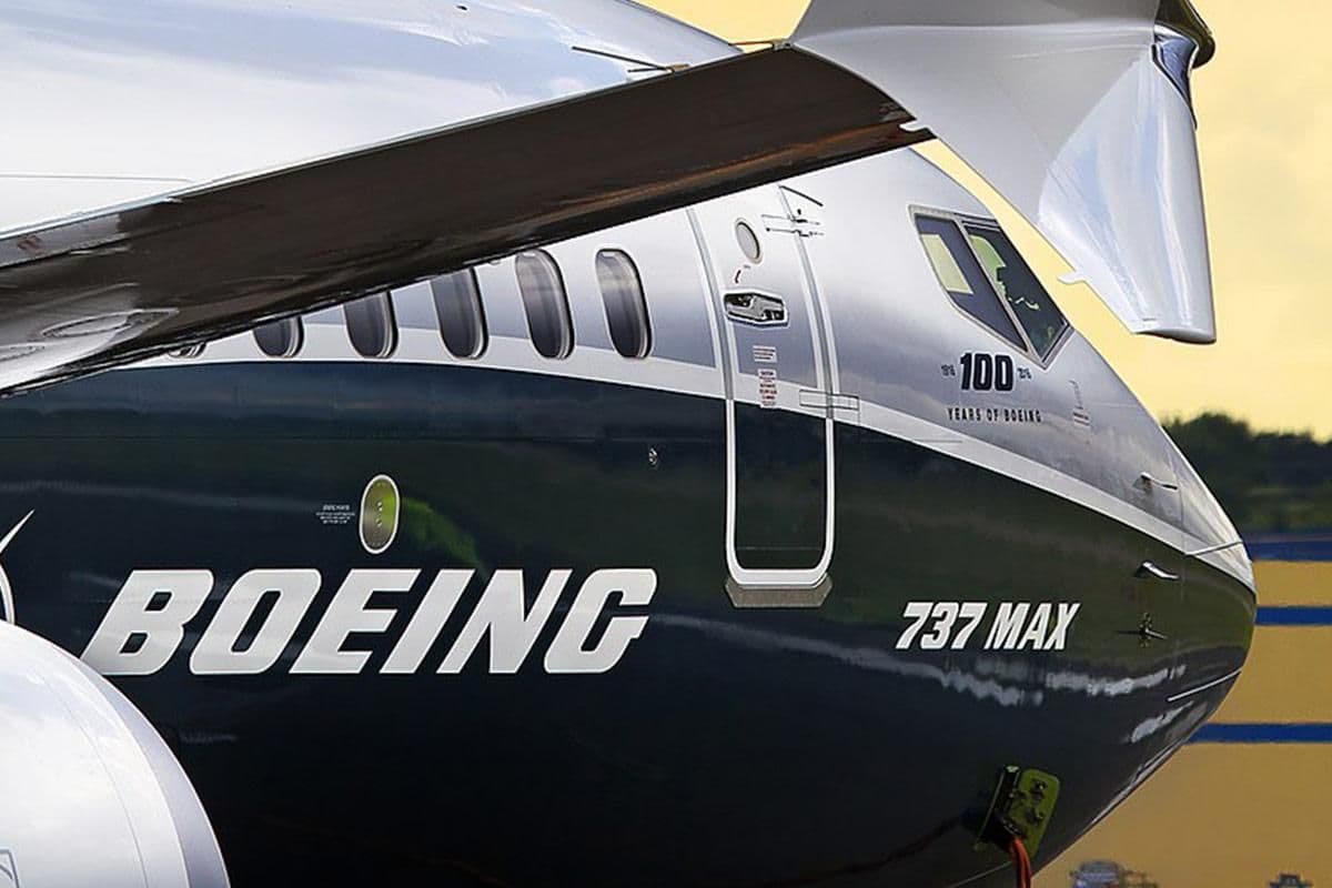Why We’re Boosting Our Boeing Price Target, Eyeing Eaton