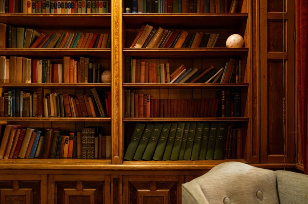 I Unpacked My Library and Rediscovered an Important Stock Market Lesson