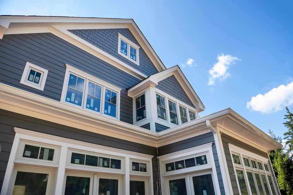 New Home Sales Unexpectedly Jump as Average Prices See Record Drop